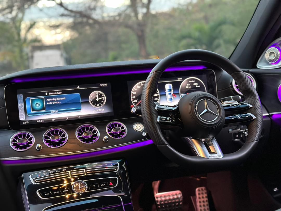 Mercedes Benz thumbnail 4